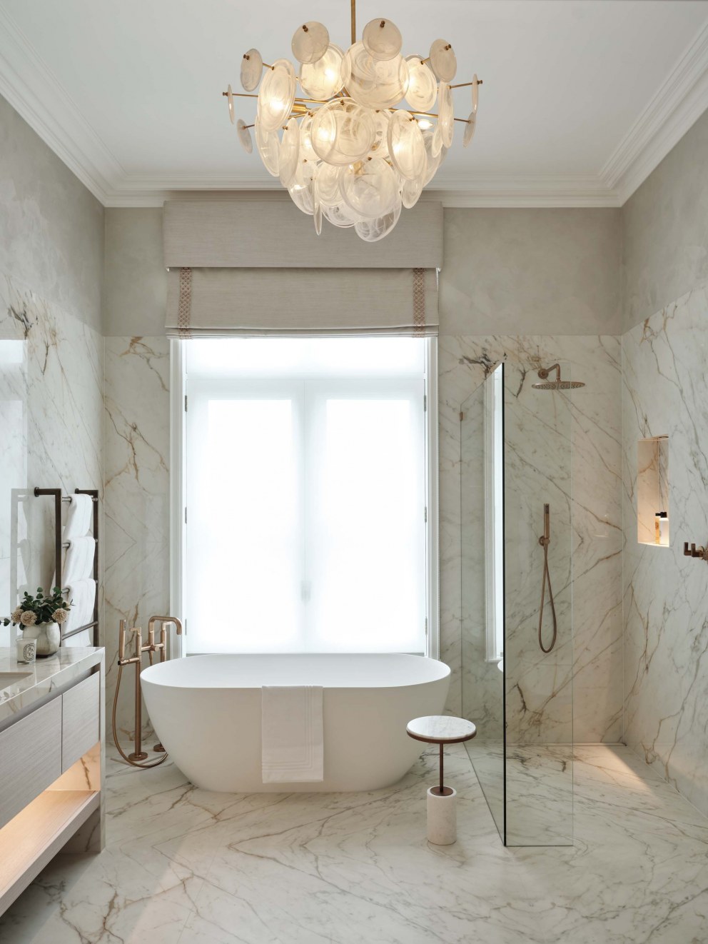 Knightsbridge Historical Apartment  | Master Bedroom Ensuite  | Interior Designers